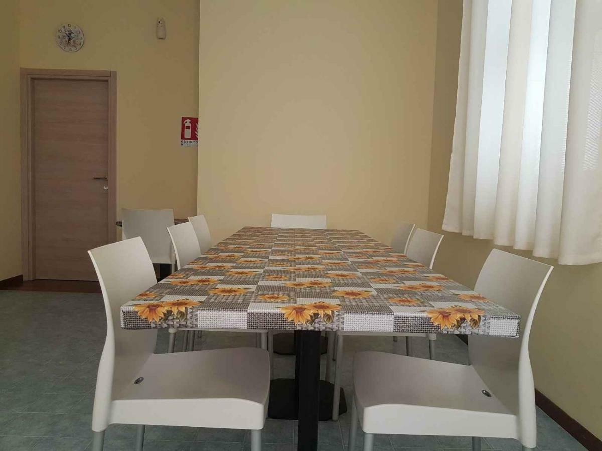 Hotel Piramide Reggio Emilia Dış mekan fotoğraf